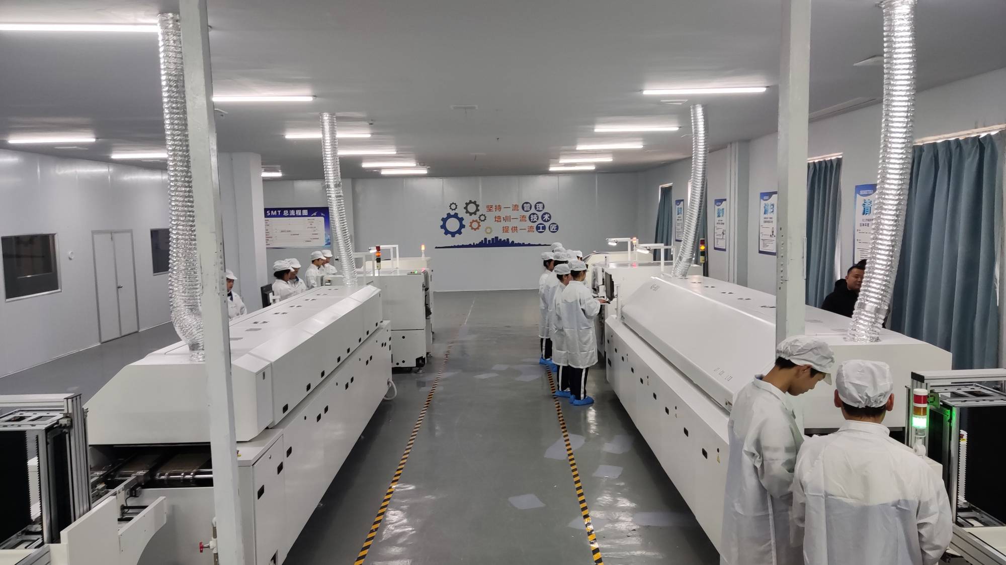 电工电子类实训基地 (2).jpg