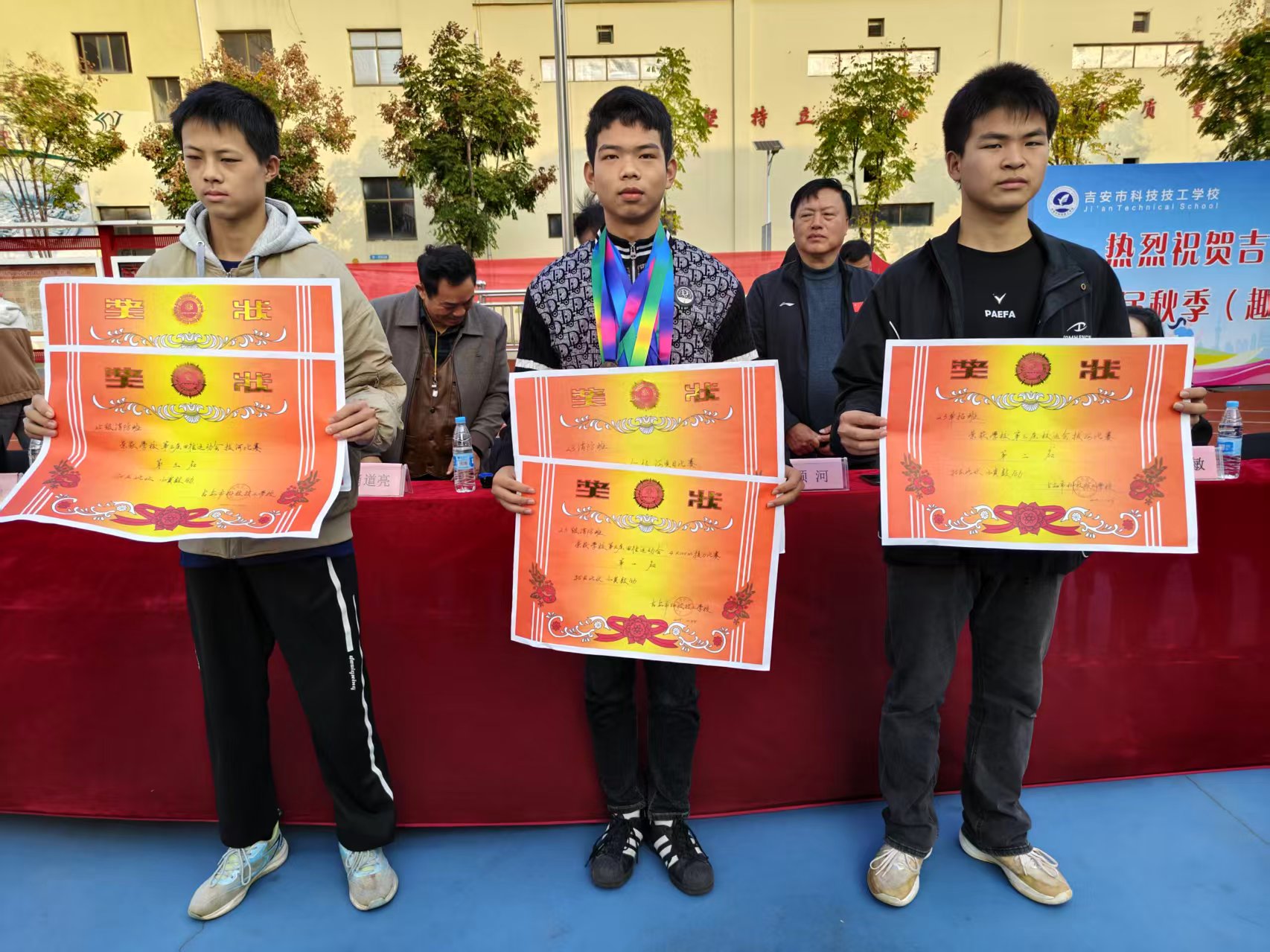 1764037790607167.jpg d745373b49253f3471ea91ff5e1faca4.jpg